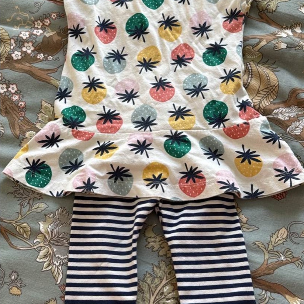 Colorful strawberry top with Striped Leggings